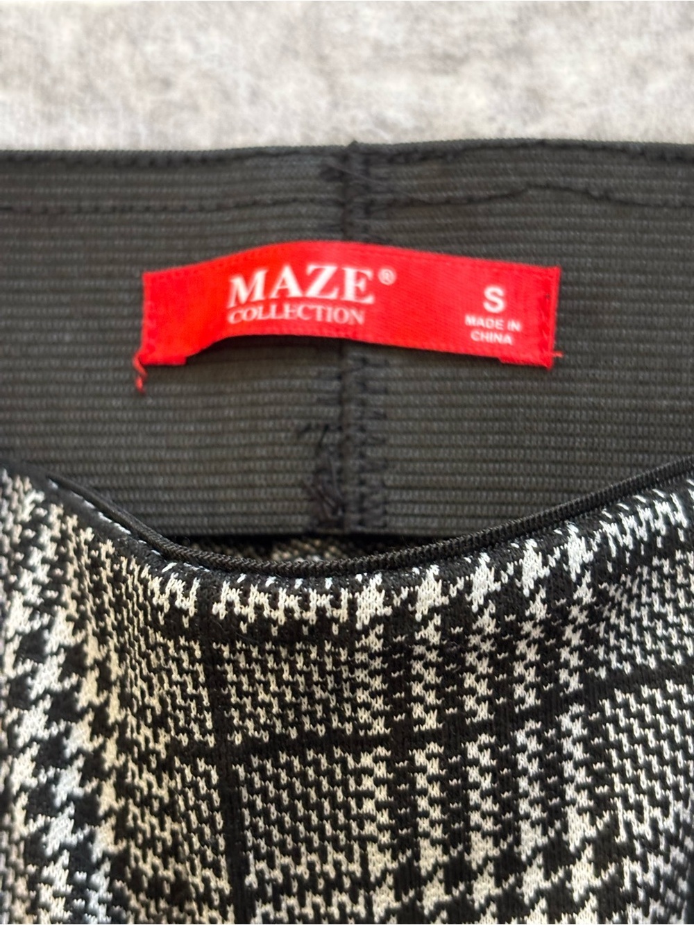 Maze Collection, Pull-On Pants, Plaid Skinny, Black, Gray, Grey, Small, S, NWT - Picture 4 of 8